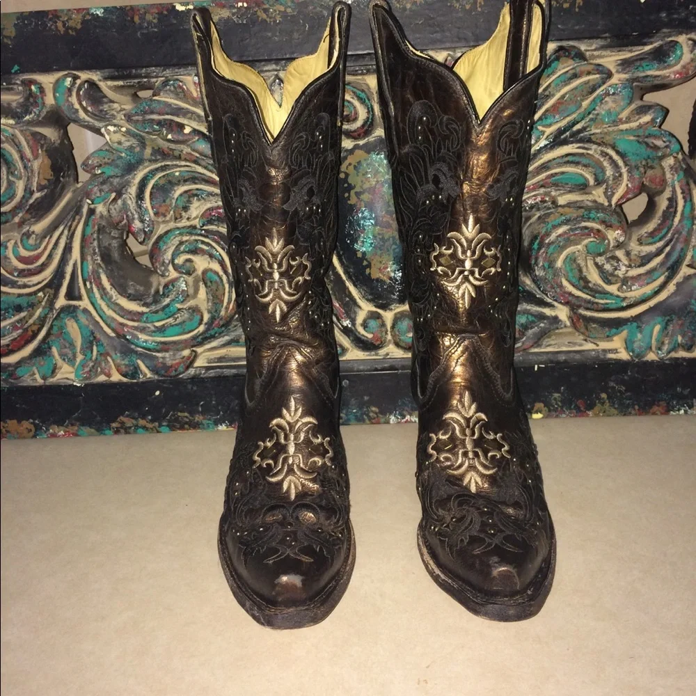 Black & Copper metallic studded Corral boots 7.5 - Picture 2 of 5